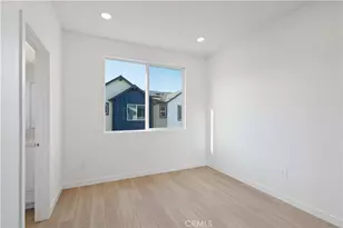 27314 Bear Creek Ln, Valencia, CA 91381 - Photo 21