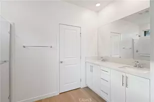 27314 Bear Creek Ln, Valencia, CA 91381 - Photo 31