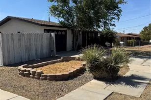 11968 Bornite, Hesperia, CA 92345 - Photo 3