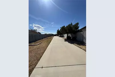 11968 Bornite, Hesperia, CA 92345 - Photo 5