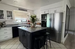 11968 Bornite, Hesperia, CA 92345 - Photo 15
