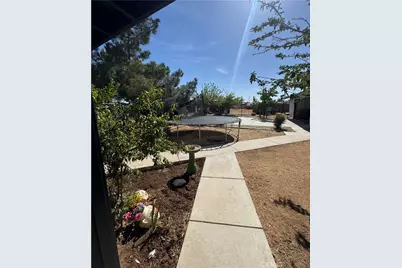 11968 Bornite, Hesperia, CA 92345 - Photo 21