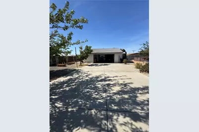 11968 Bornite, Hesperia, CA 92345 - Photo 27