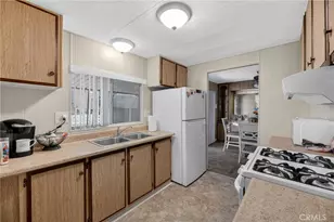 725 W Thornton Ave, Hemet, CA 92543 - Photo 13