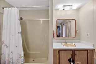 725 W Thornton Ave, Hemet, CA 92543 - Photo 19