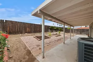27870 Fieldstone Dr, Highland, CA 92346 - Photo 29