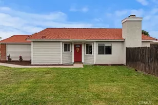 27870 Fieldstone Dr, Highland, CA 92346 - Photo 5