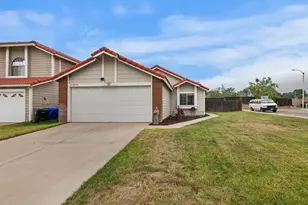 27870 Fieldstone Dr, Highland, CA 92346 - Photo 7