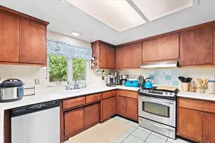15070 Lancashire, Lake Elsinore, CA 92530 - Photo 11