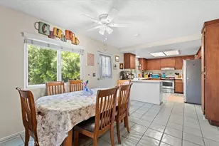 15070 Lancashire, Lake Elsinore, CA 92530 - Photo 9