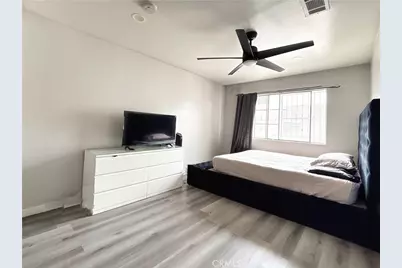 820 W Compton #16, Compton, CA 90220 - Photo 17