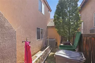 16799 Calle Pinata, Moreno Valley, CA 92551 - Photo 37