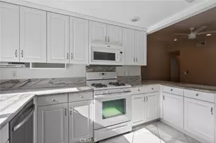 22155 De Berry St, Grand Terrace, CA 92324 - Photo 15