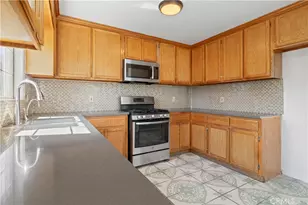 217 E 5th St, Perris, CA 92570 - Photo 7