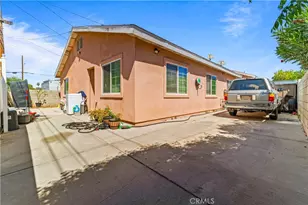 217 E 5th St, Perris, CA 92570 - Photo 29