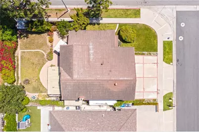 2001 W San Lorenzo, Santa Ana, CA 92704 - Photo 45