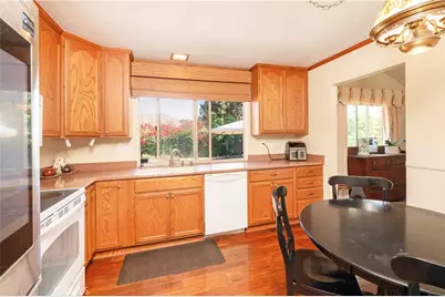 2001 W San Lorenzo, Santa Ana, CA 92704 - Photo 11
