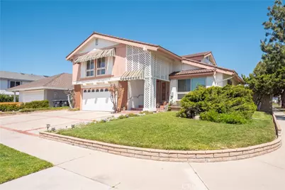 2001 W San Lorenzo, Santa Ana, CA 92704 - Photo 51