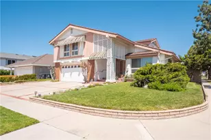 2001 W San Lorenzo, Santa Ana, CA 92704 - Photo 51
