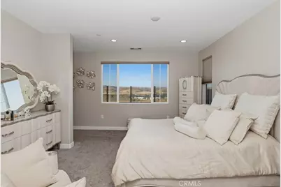2826 Hillsten Way, Corona, CA 92883 - Photo 39