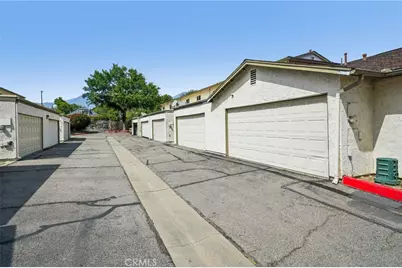 551 D, Upland, CA 91786 - Photo 3