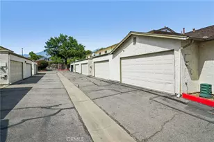551 D, Upland, CA 91786 - Photo 3