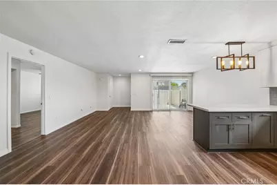 551 D, Upland, CA 91786 - Photo 5