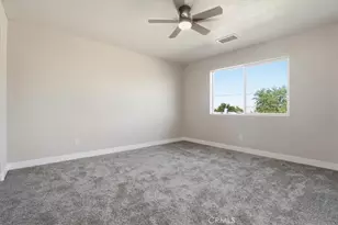 16135 Tawney Ridge Ln, Victorville, CA 92394 - Photo 19