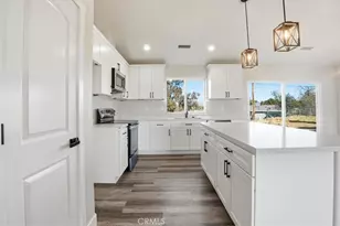 16135 Tawney Ridge Ln, Victorville, CA 92394 - Photo 15