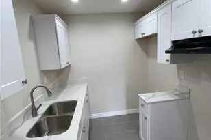 865 W 48th St, San Bernardino, CA 92407 - Photo 5