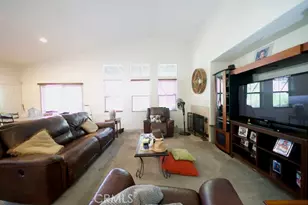42585 Devant Cir, Temecula, CA 92592 - Photo 17