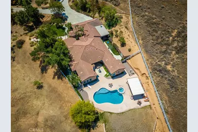 9609 Equestrian Drive, Riverside, CA 92503 - Photo 33