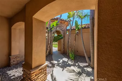 9609 Equestrian Drive, Riverside, CA 92503 - Photo 5