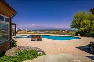 9609 Equestrian Dr, Riverside, CA 92503 - Photo 3