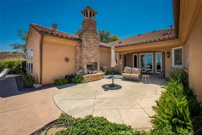 9609 Equestrian Drive, Riverside, CA 92503 - Photo 29