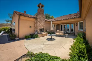 9609 Equestrian Dr, Riverside, CA 92503 - Photo 29