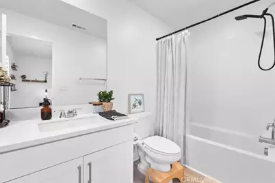 16769 Tea Tree, Fontana, CA 92336 - Photo 27