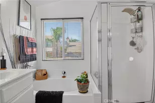 15370 Twinberry Ct, Fontana, CA 92336 - Photo 31