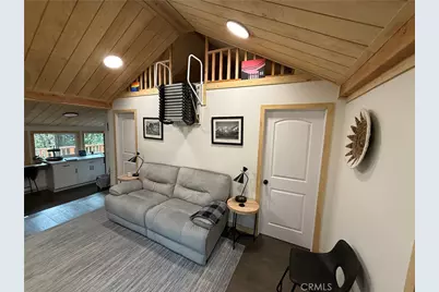 25881 Sunset, Twin Peaks, CA 92391 - Photo 7