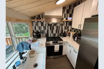 25881 Sunset, Twin Peaks, CA 92391 - Photo 21