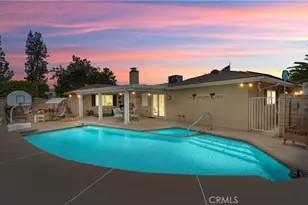 42162 Carnegie, Hemet, CA 92544 - Photo 3