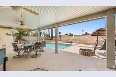 42162 Carnegie, Hemet, CA 92544 - Photo 5