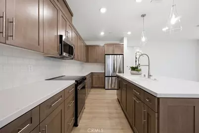 23708 Wilcox Drive, Newhall, CA 91321 - Photo 9