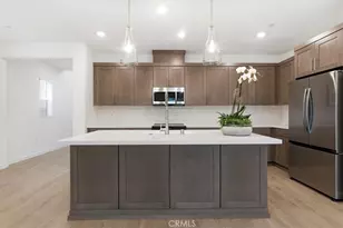 23708 Wilcox Dr, Newhall, CA 91321 - Photo 9
