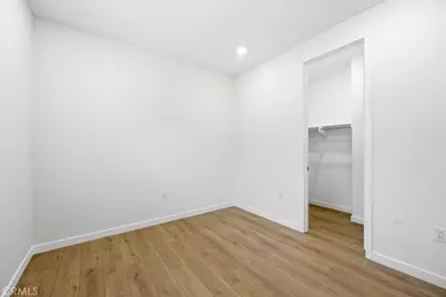 23708 Wilcox Drive, Newhall, CA 91321 - Photo 27