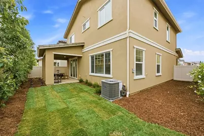 23712 Wilcox Drive, Newhall, CA 91321 - Photo 35