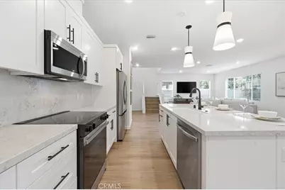 23712 Wilcox Drive, Newhall, CA 91321 - Photo 13