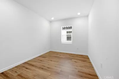 23712 Wilcox Drive, Newhall, CA 91321 - Photo 25
