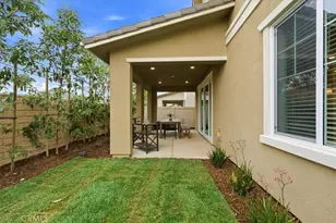 23712 Wilcox Dr, Newhall, CA 91321 - Photo 35