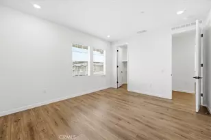 23712 Wilcox Dr, Newhall, CA 91321 - Photo 21